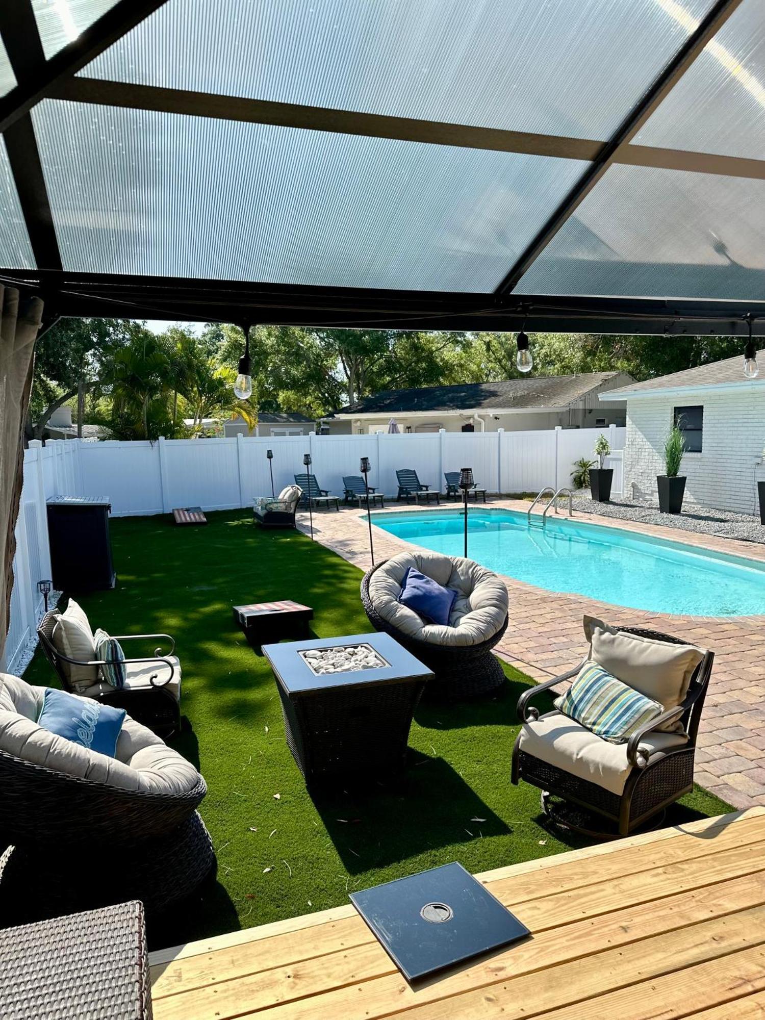 Holiday home Newly Reno - Backyard Oasis, South Pool *